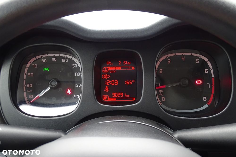 Fiat Panda 1.2 Lounge EU6 - 25