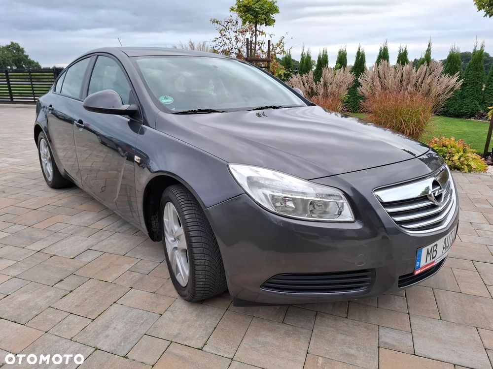 Opel Insignia 1.6 Design Edition - 29