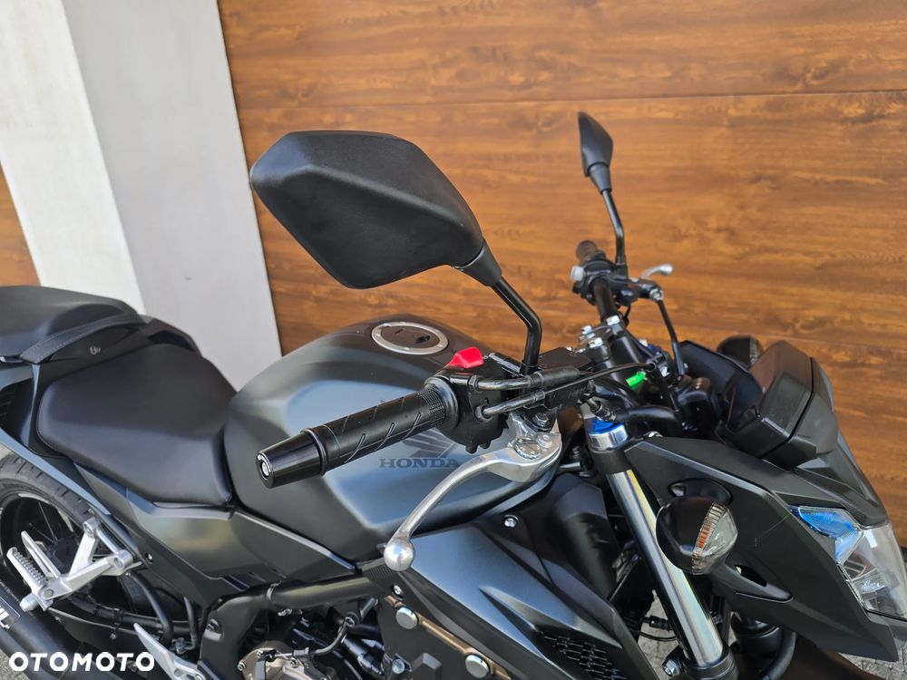 Honda CB - 23