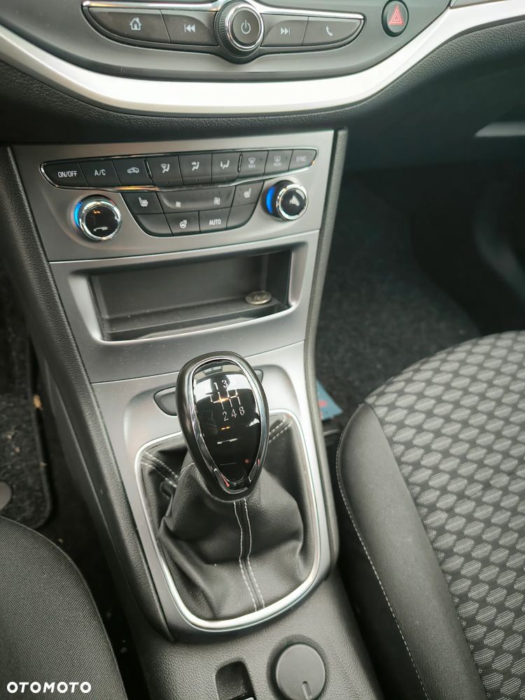 Opel Astra 1.2 Turbo Start/Stop Business Edition - 9