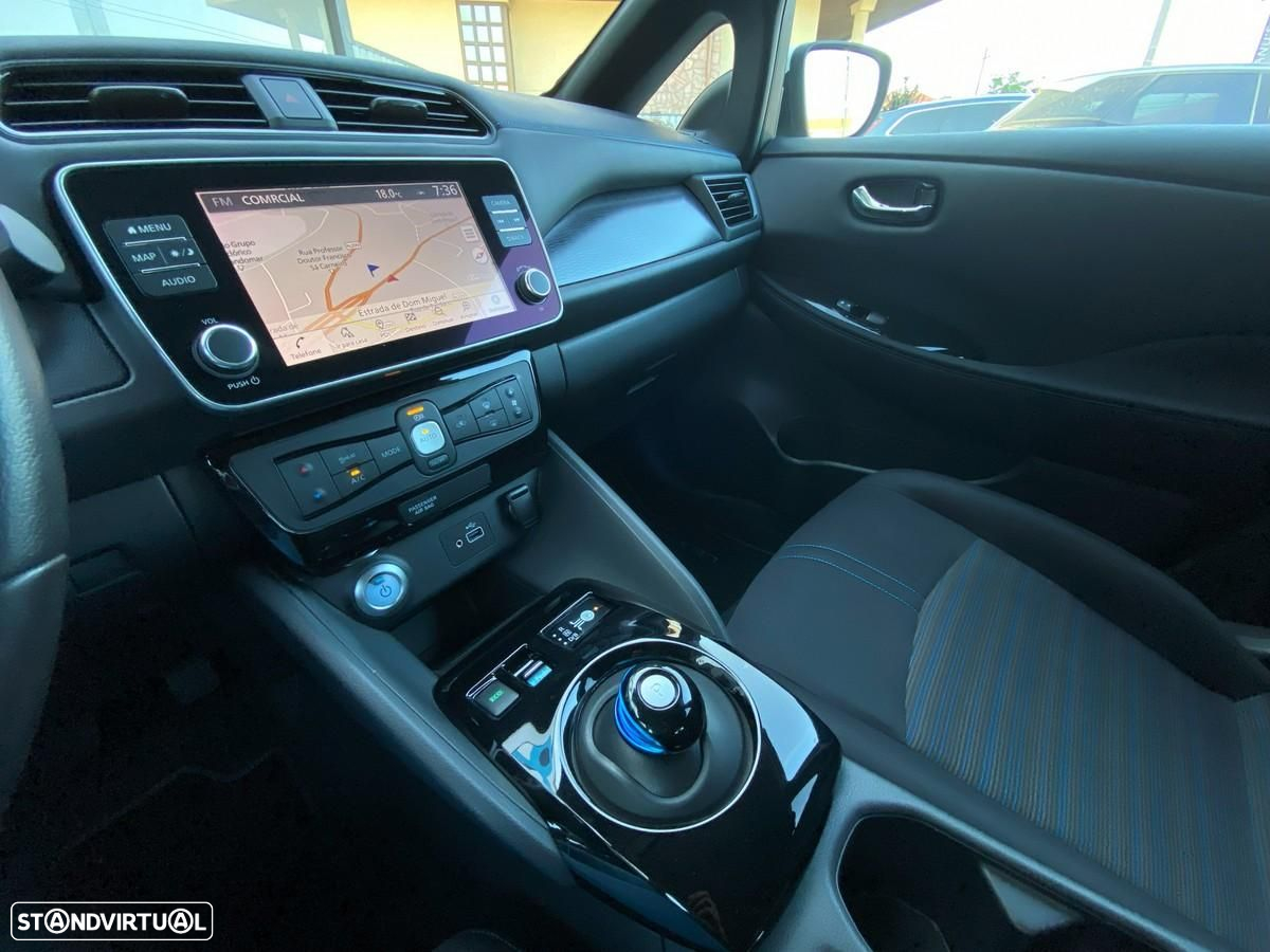 Nissan Leaf N-Connecta - 6