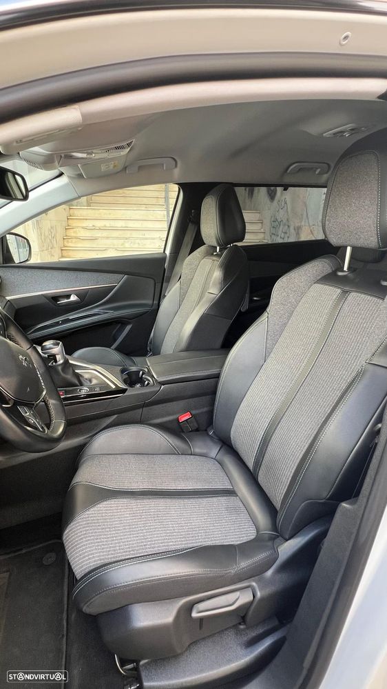 Peugeot 5008 - 19