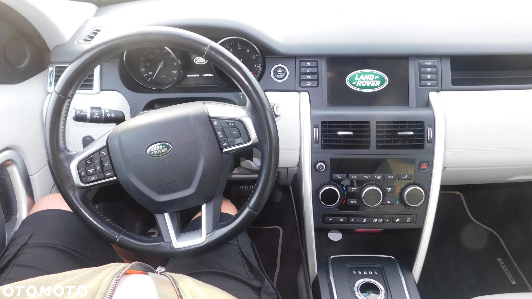 Land Rover Discovery Sport 2.0 Si4 HSE Luxury - 18