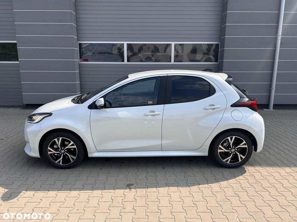 Toyota Yaris - 4