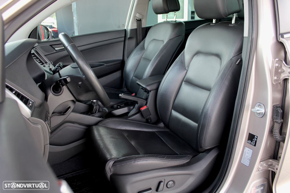 Hyundai Tucson 1.7 CRDi Executive - 7