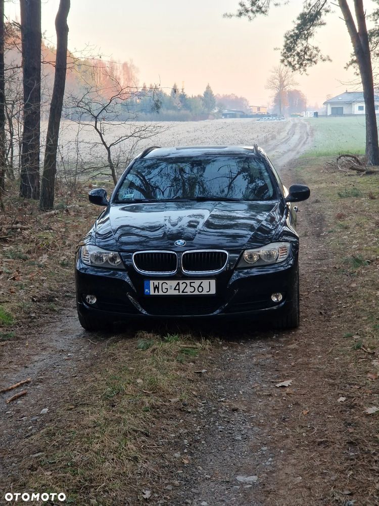 BMW Seria 3 318d - 20