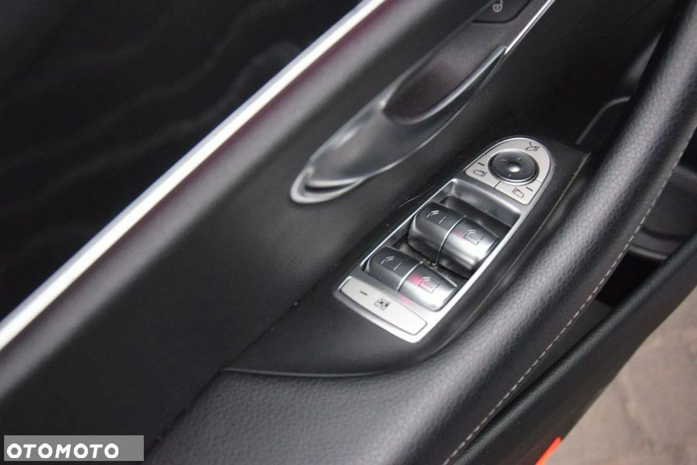 Mercedes-Benz Klasa E 200 d T 9G-TRONIC AMG Line - 20