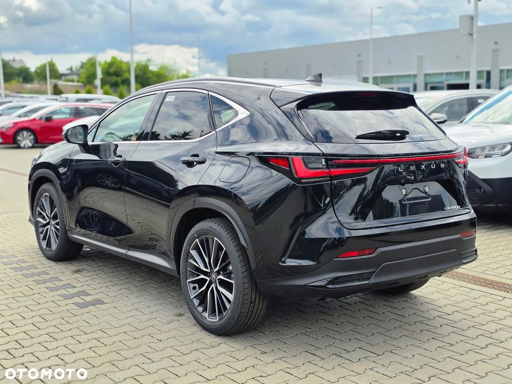 Lexus NX 450h+ Omotenashi AWD - 4