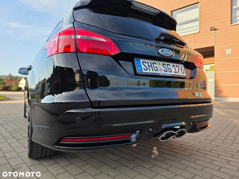 Ford Focus 2.0 TDCi ST mit Leder-Sport-Paket - 21