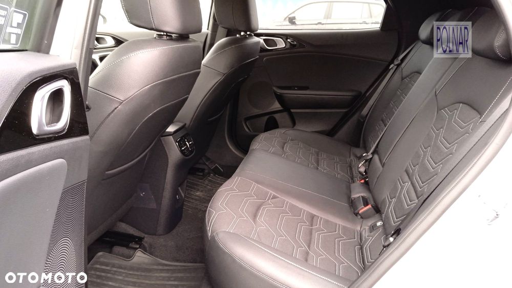 Kia XCeed 1.6 T-GDI Tribute DCT - 14