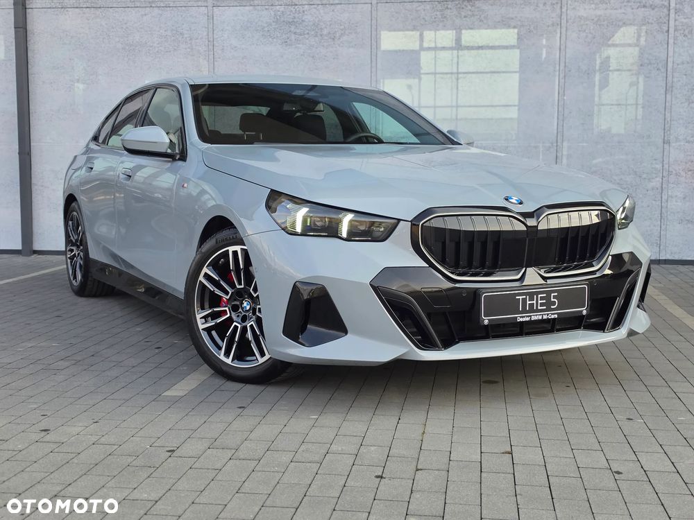 BMW Seria 5 520d mHEV - 10