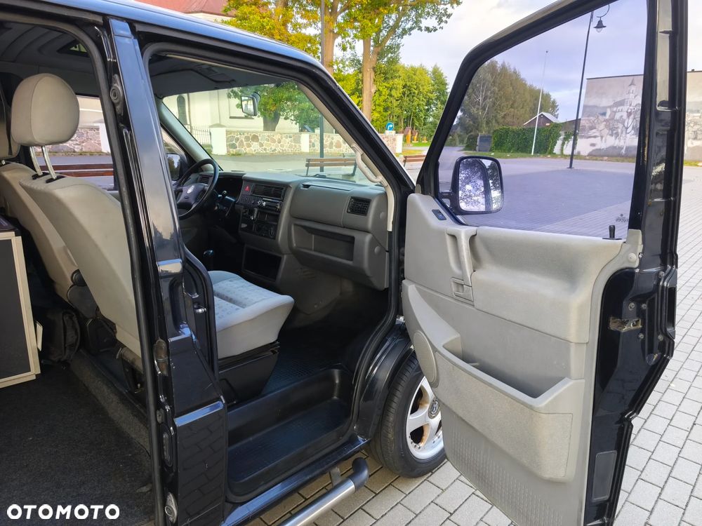 Volkswagen Multivan Standard - 20
