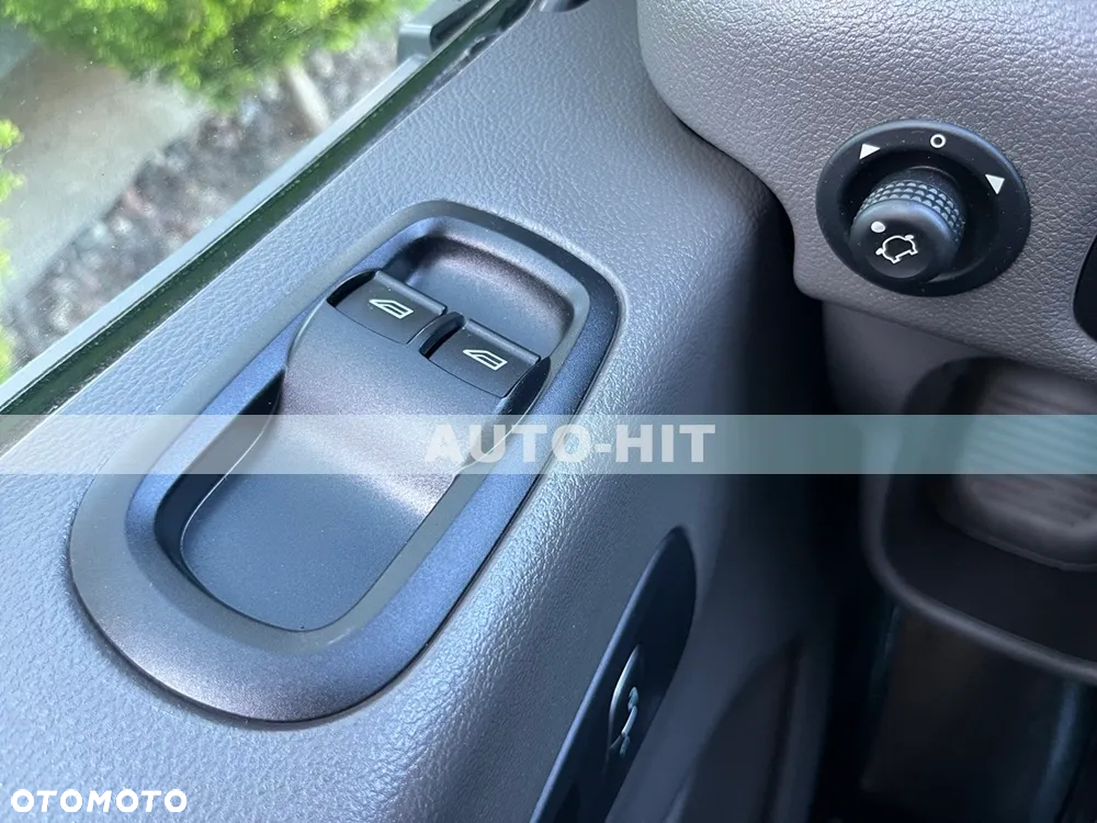 Ford Transit - 25