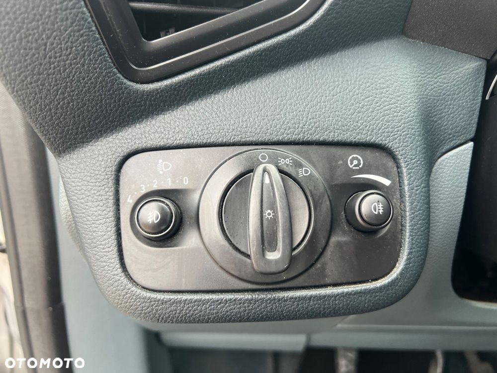 Ford C-MAX 1.6 TDCi Edition - 17