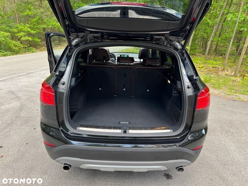 BMW X1 xDrive25i M Sport sport - 28