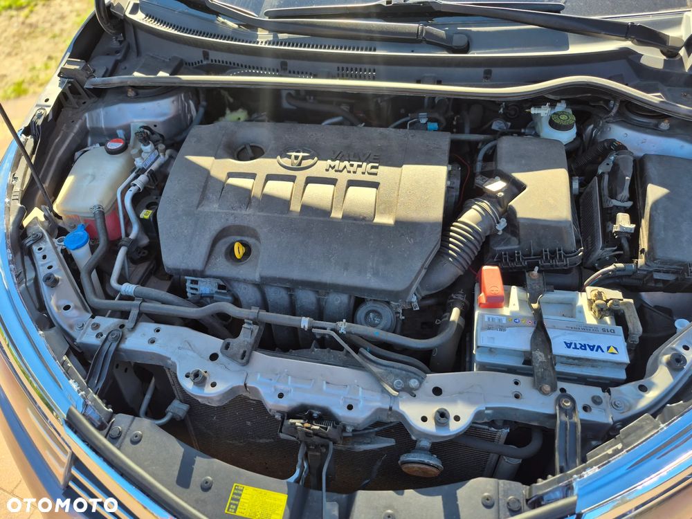 Toyota Corolla 1.6 Valvematic Comfort - 11