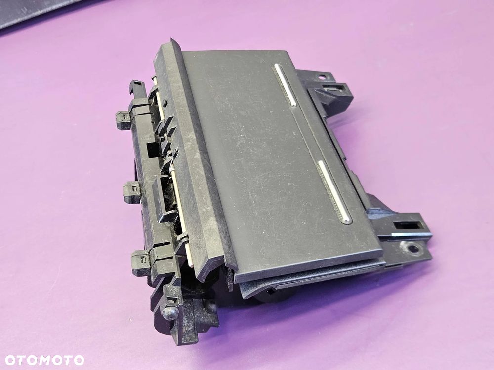 Popielniczka 2 DIN 8E0857951 J Klapka Wkład Ciemna Soul Audi A4 B6 B7 - 9