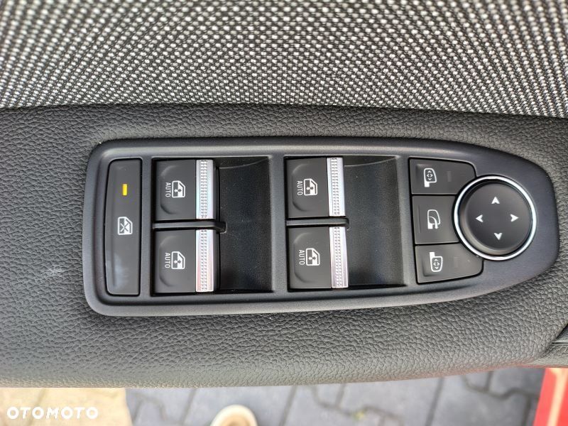 Renault Captur - 13