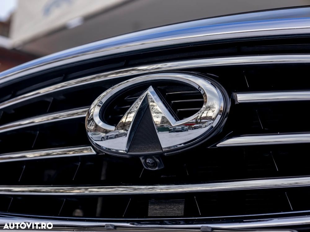 Infiniti QX70 5.0 AWD Aut. S Premium - 9