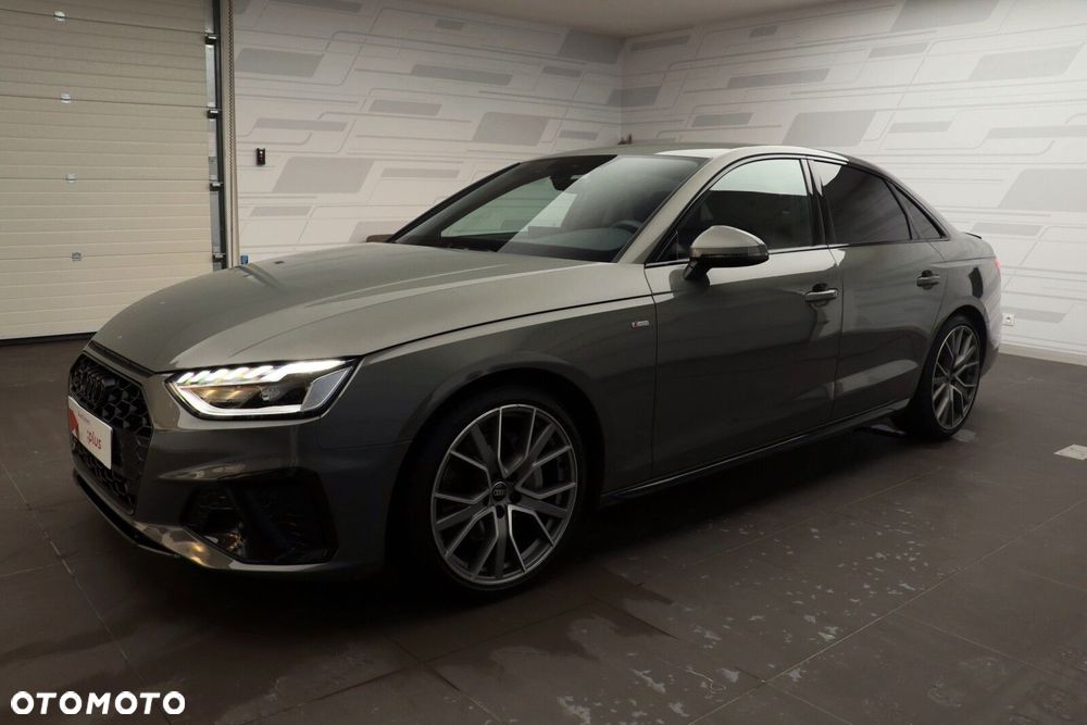 Audi A4 Limousine - 3