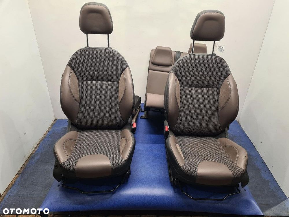 PEUGEOT 2008 I FOTELE KOMPLET. - 1