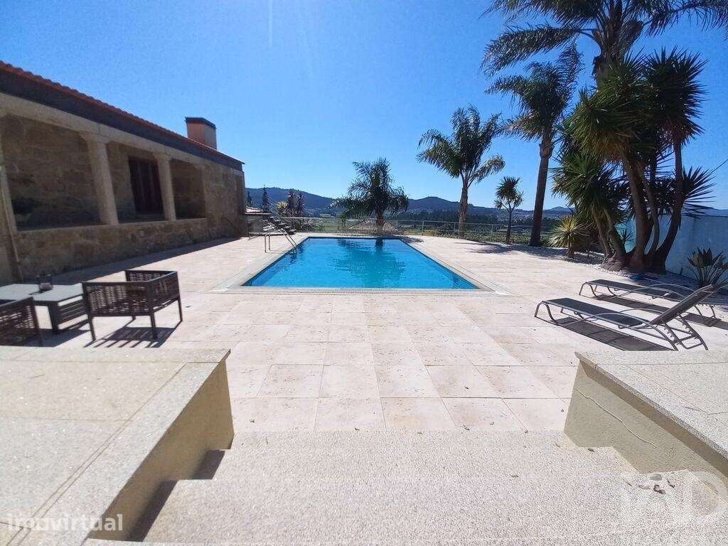 Casa T4 em Airó de 452,00 m2 - Grande imagem: 5/30