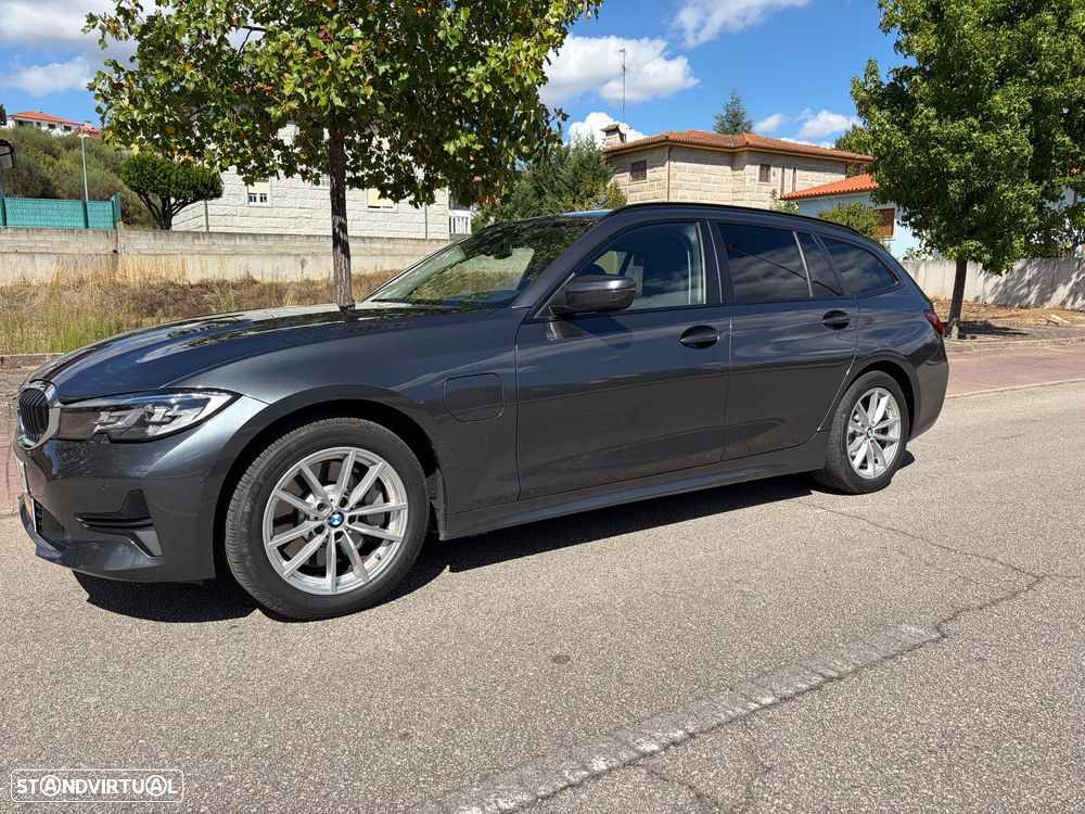 BMW 330 e Aut. - 3
