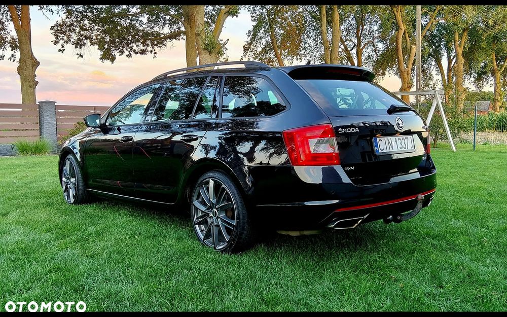Skoda Octavia 2.0 TDI 4x4 DSG RS - 6