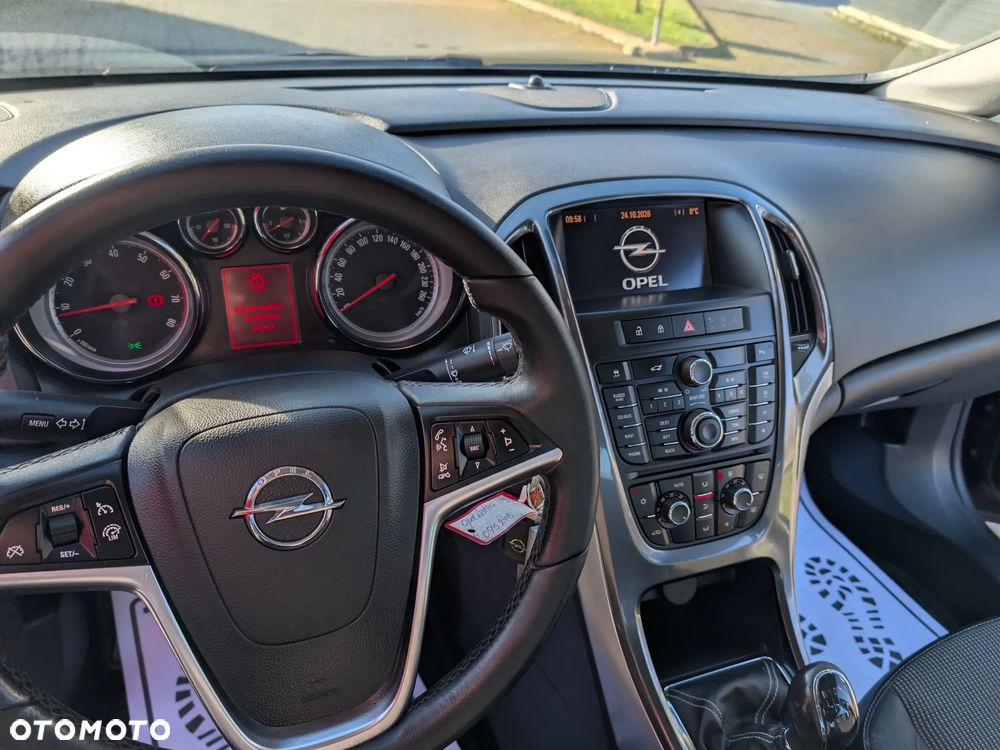Opel Astra 1.4 Turbo - 27