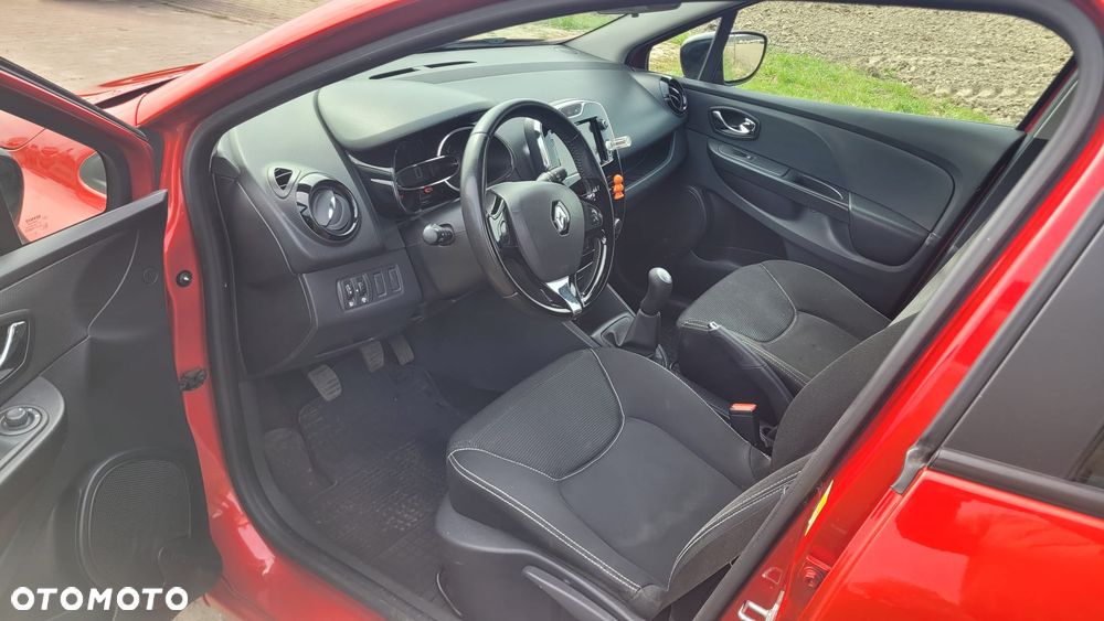 Renault Clio 1.2 16V Confort Authentique - 7