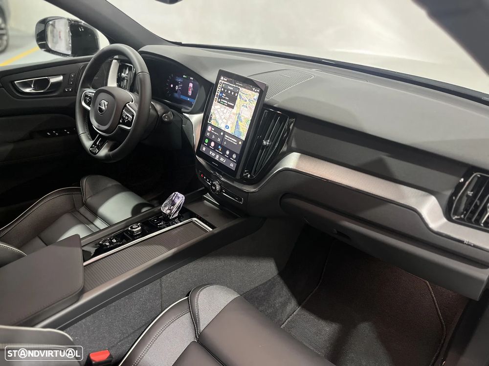 Volvo XC 60 2.0 T6 PHEV Black Edition AWD - 3