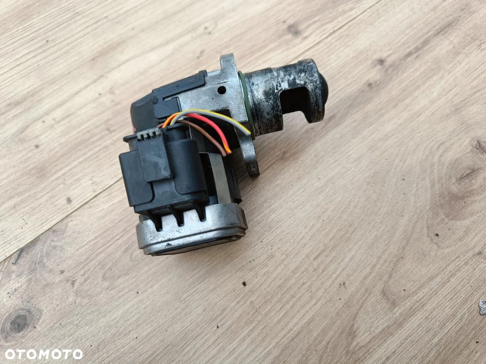 MERCEDES W164 W221 4.0 V8 CDI ZAWÓR EGR LEWY PRAWY A6291401560 A6291401260 - 10