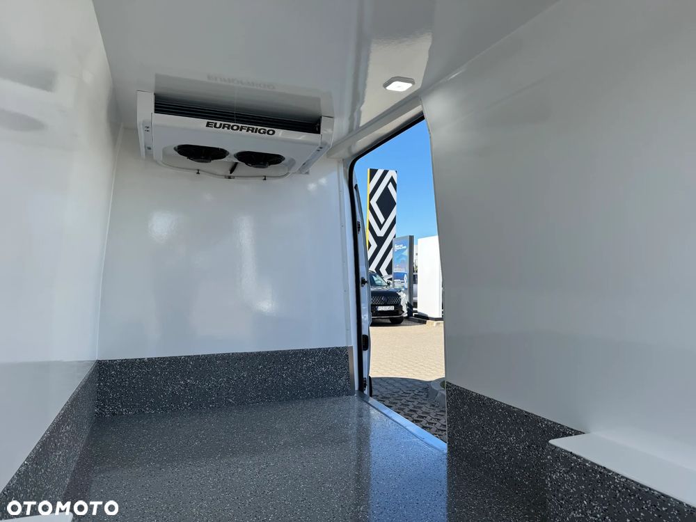 Renault Nowy Master - 13