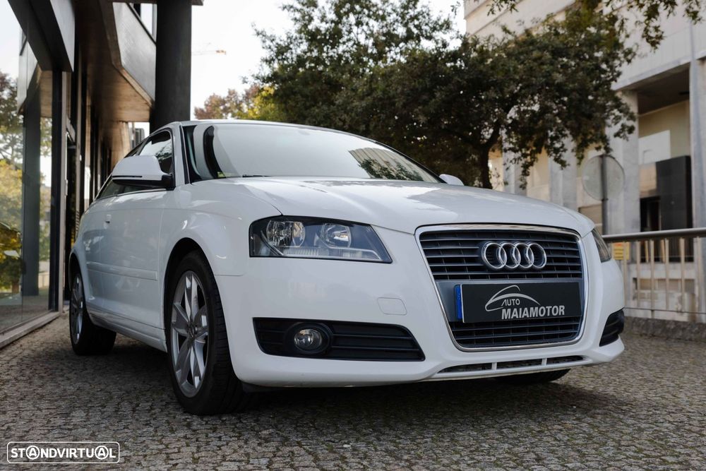 Audi A3 1.6 TDI Attraction - 4