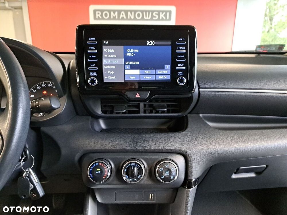 Toyota Yaris 1.5 Comfort - 21