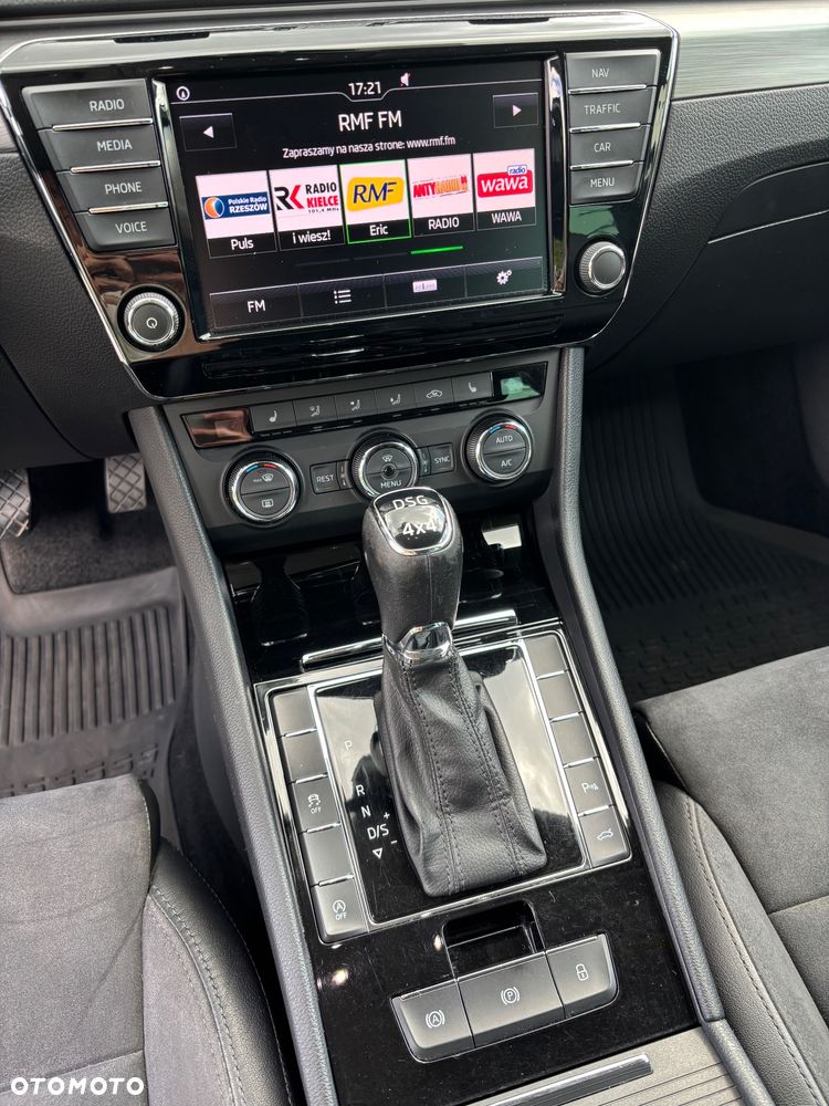 Skoda Superb 2.0 TSI 4x4 Style DSG - 7