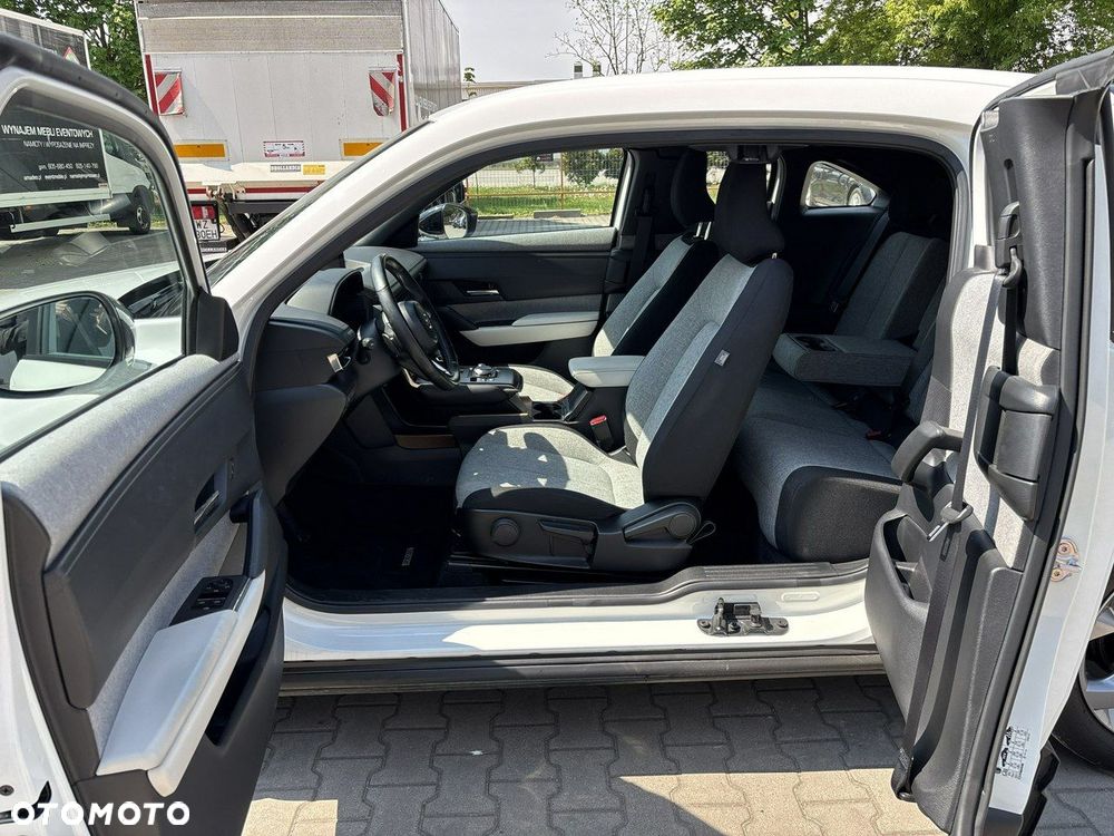 Mazda MX-30 - 11
