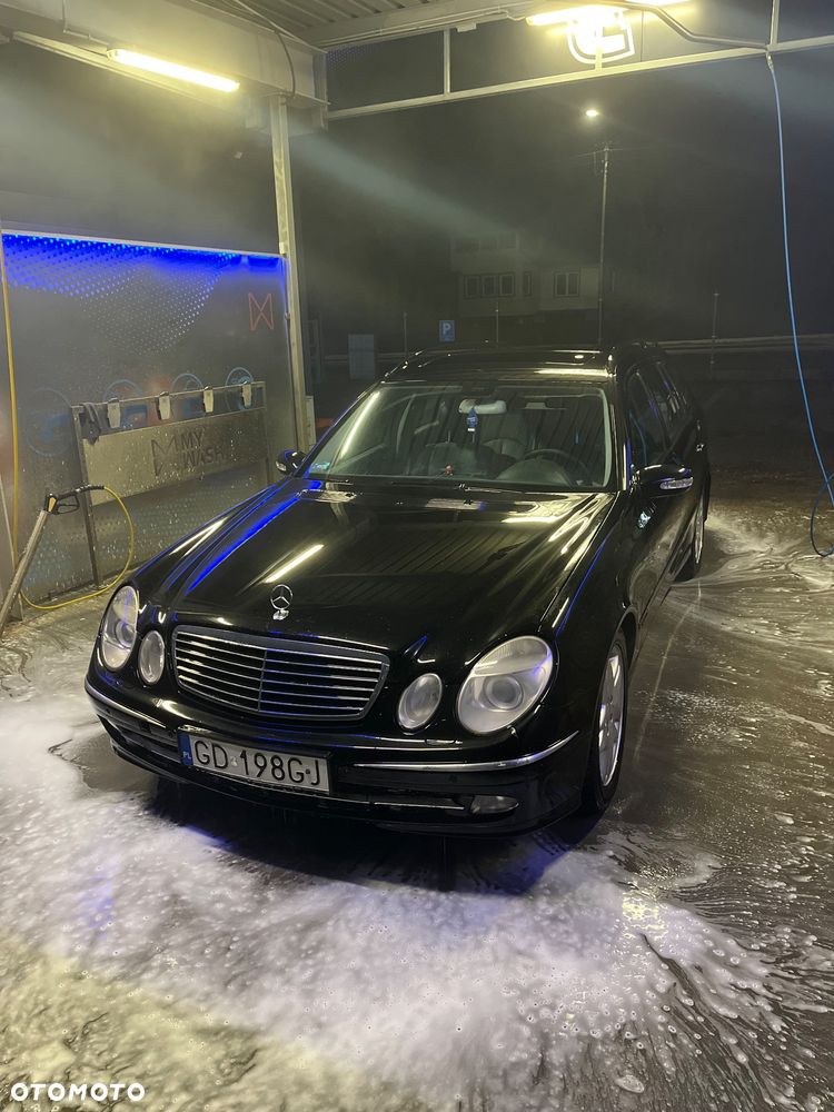 Mercedes-Benz Klasa E 320 CDI T Avantgarde - 5