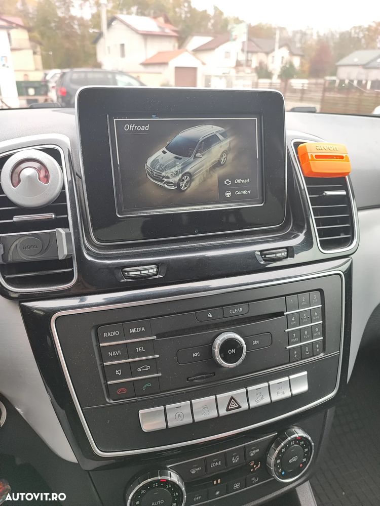 Mercedes-Benz GLE 250 d 4MATIC - 11