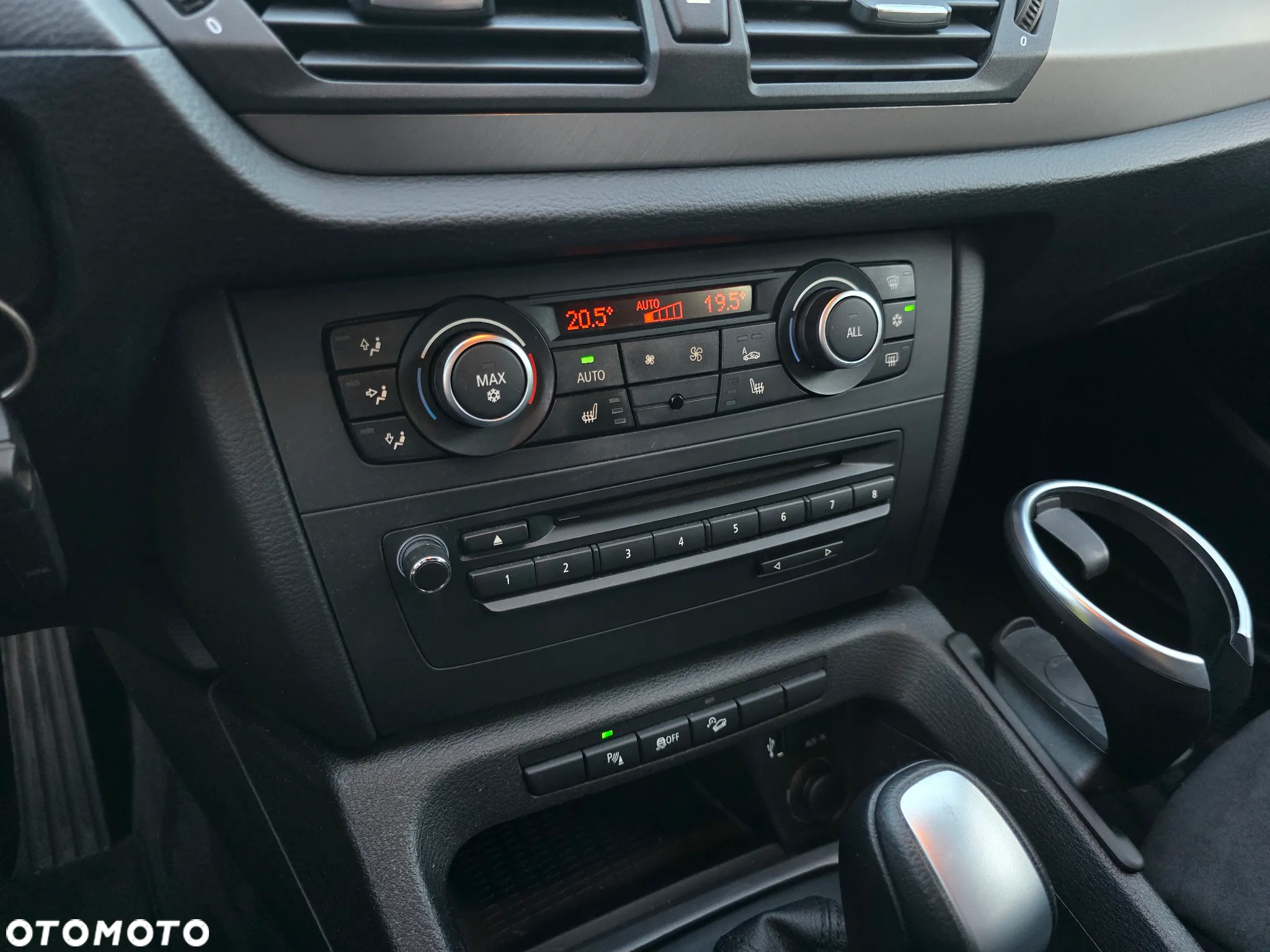 BMW X1 xDrive20d - 28