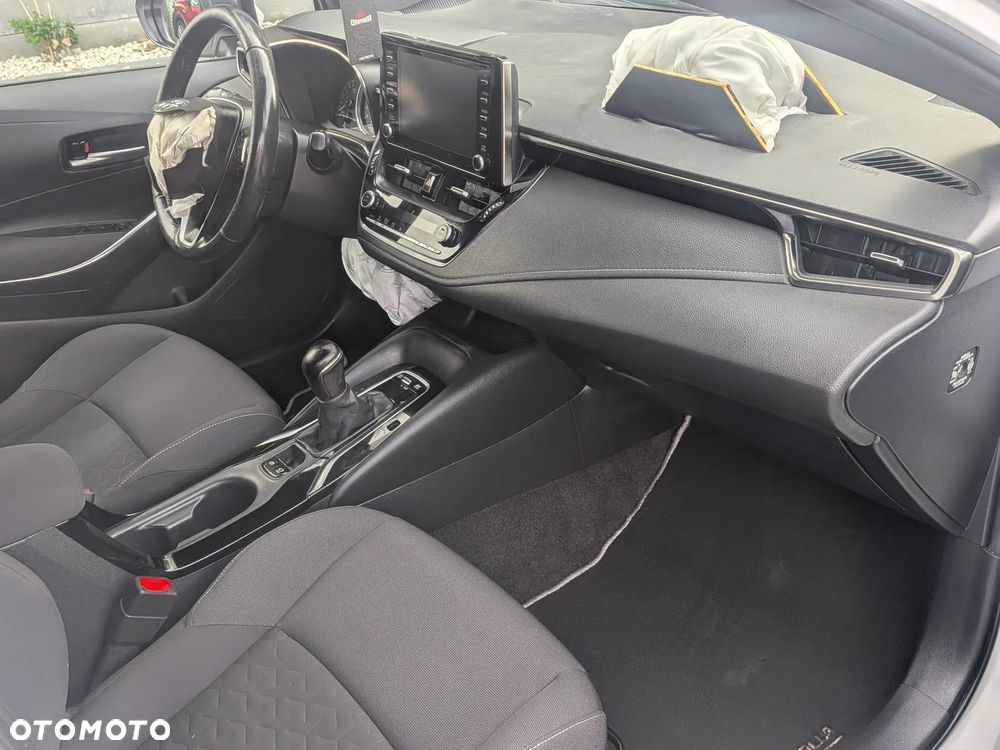 Toyota Corolla 1.8 Hybrid Comfort - 8