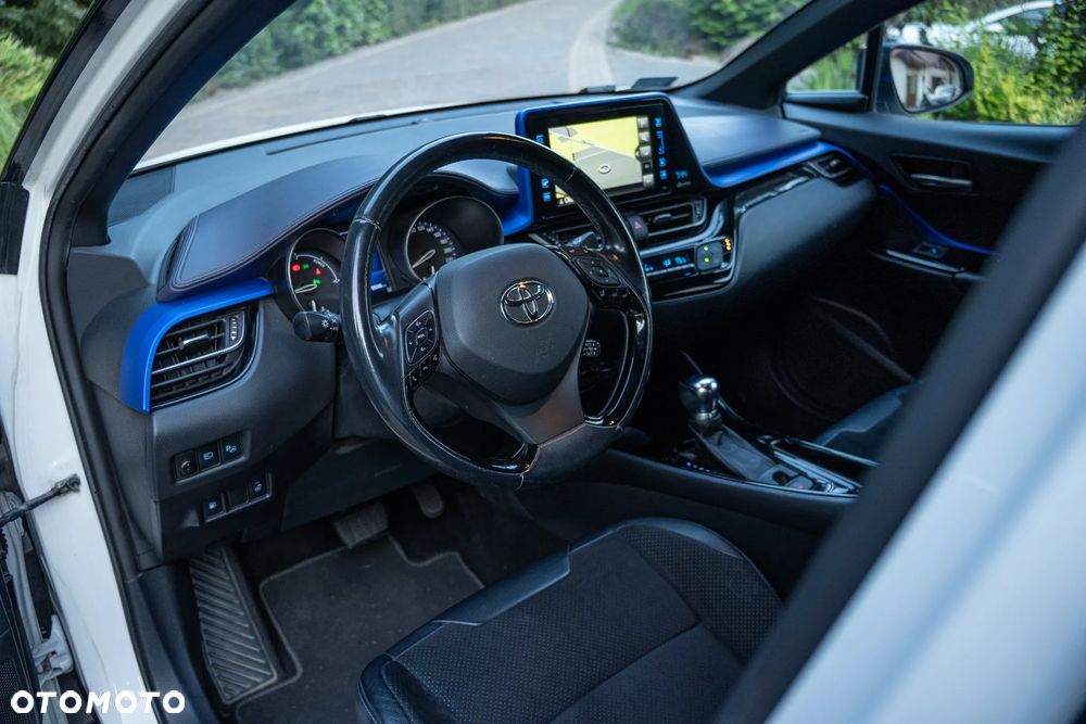 Toyota C-HR 1.8 Hybrid Dynamic - 29