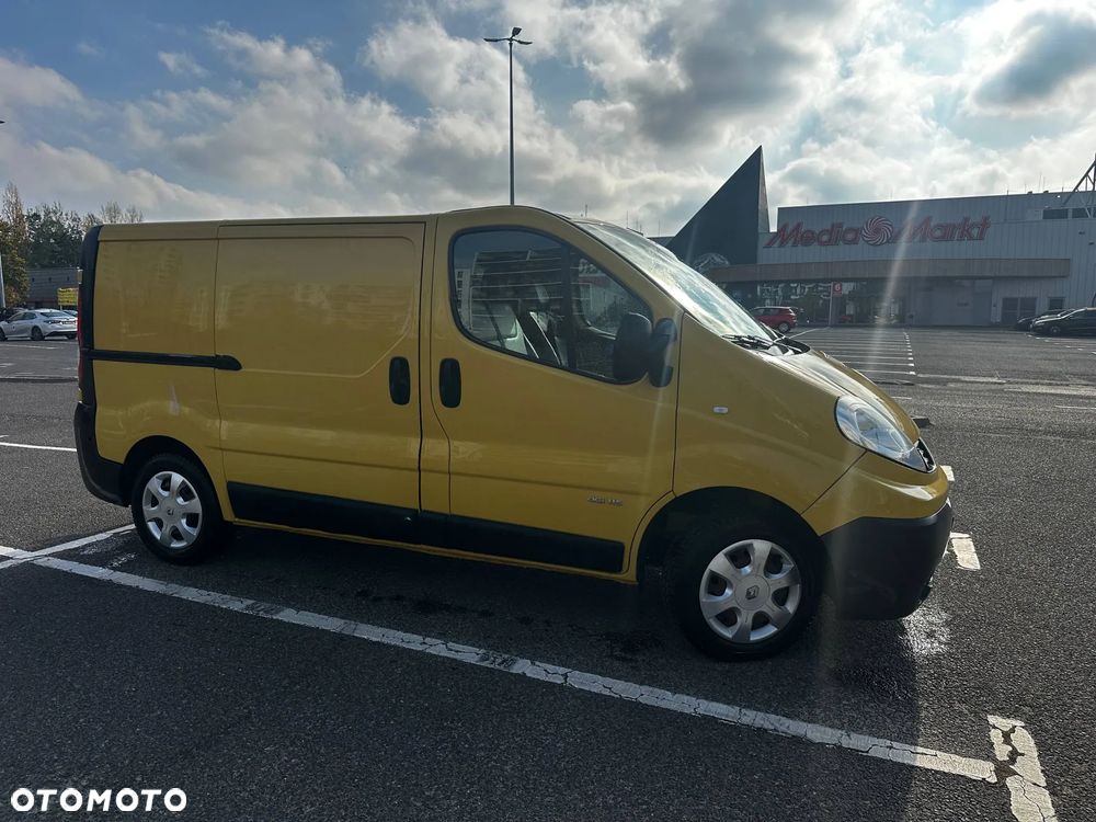 Renault Trafic - 11
