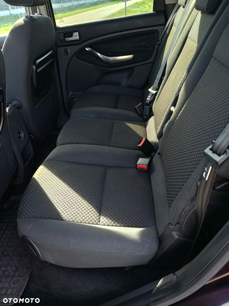 Ford C-MAX 1.8 TDCi Ghia - 9