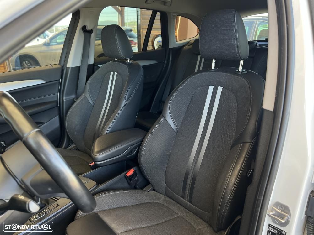 BMW X1 16 d sDrive Auto Line Sport - 7