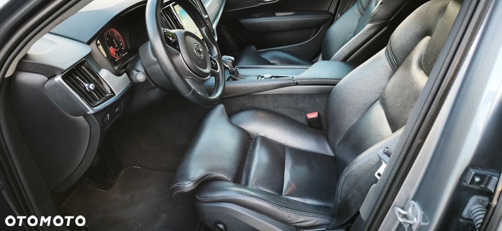 Volvo S90 D3 Momentum - 40