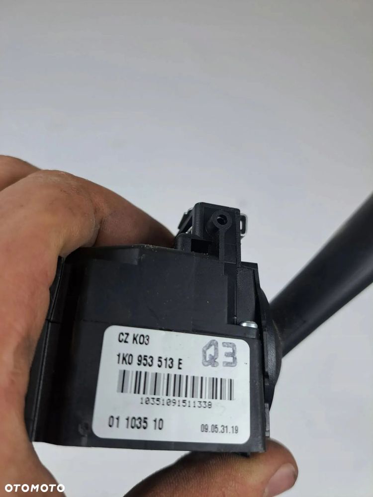 PRZEŁĄCZNIK ŚWIATEŁ KIERUNKOWSKAZÓW MIGACZY VW GOLF VI 1K0953513E - 4