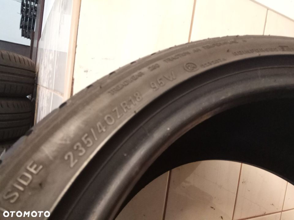 ZR18 235/40 95W Maxxis Victra Asymmet M35 7,5mm - 5