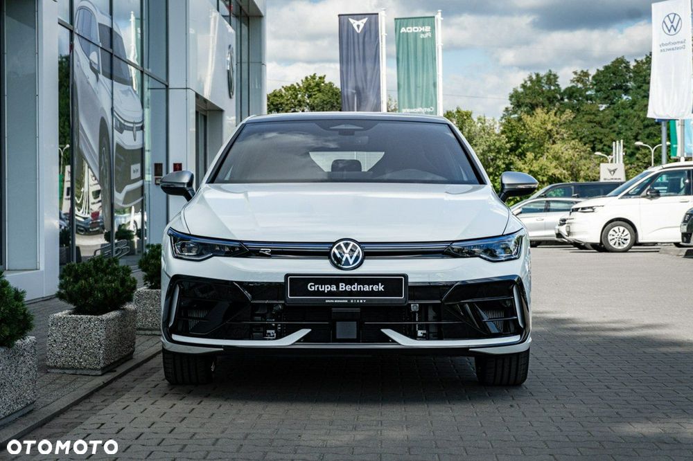 Volkswagen Golf - 4