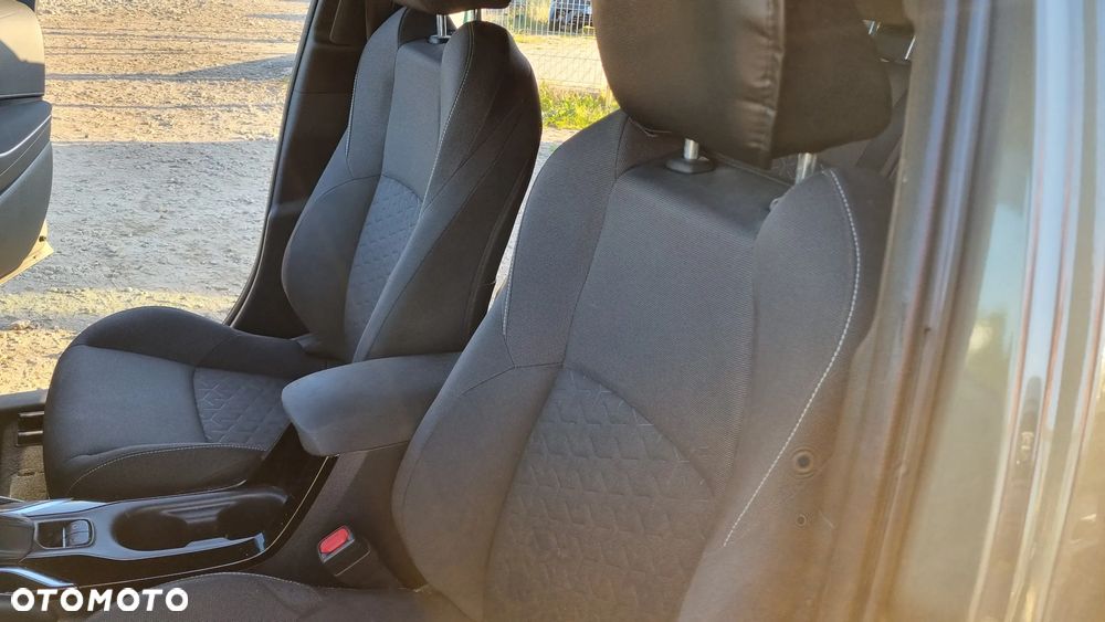 Toyota Corolla 1.8 Business Edition - 26